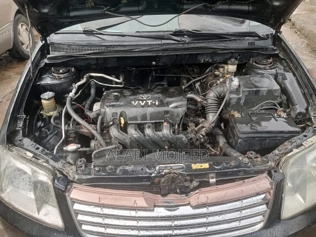 Toyota Corolla LE 2005 Black