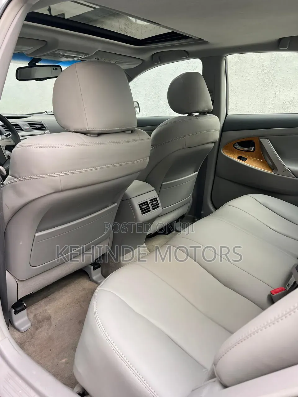 Toyota Camry XLE 4dr Sedan (2.4L 4cyl 5A) 2009 Silver
