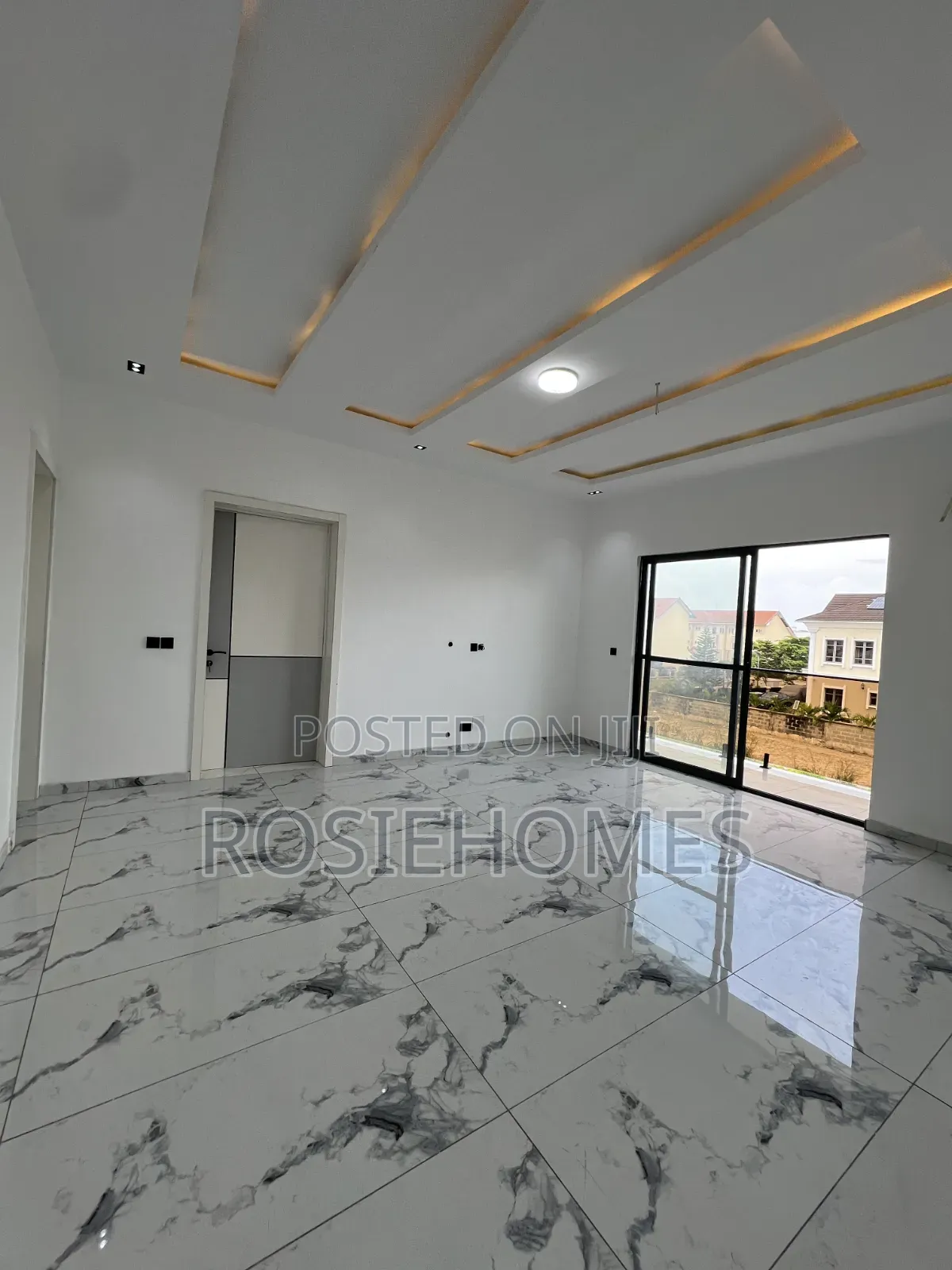4bdrm Duplex in Orchid, Lekki Phase 1 for rent