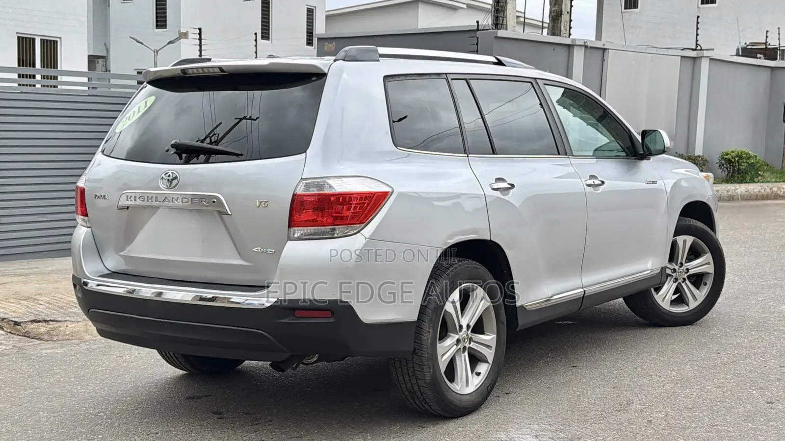 Toyota Highlander Limited 2011 Silver