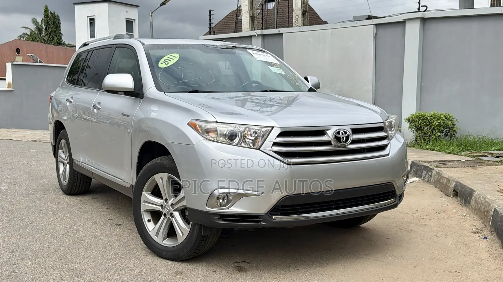Toyota Highlander Limited 2011 Silver