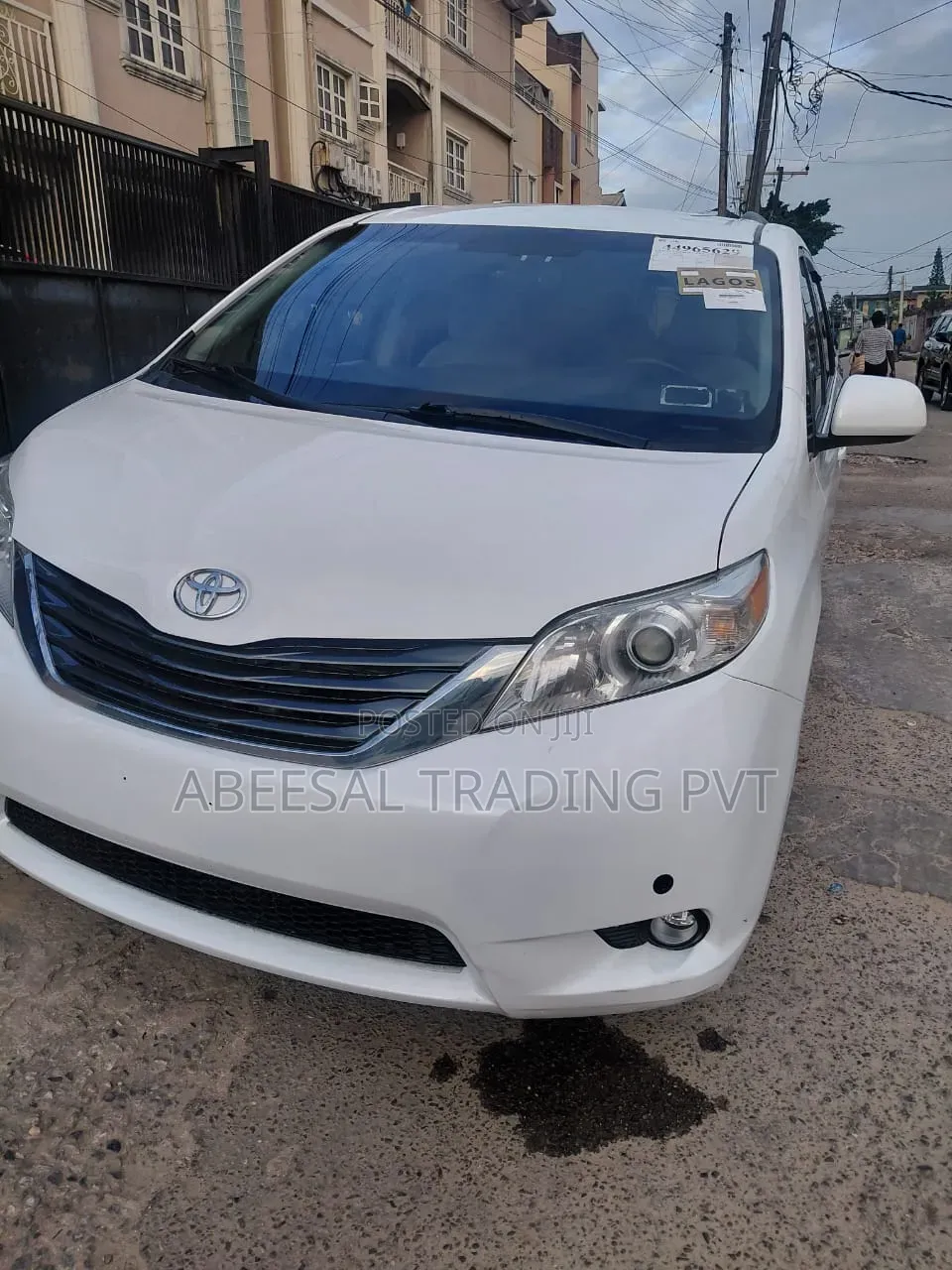 Toyota Sienna 2015 White