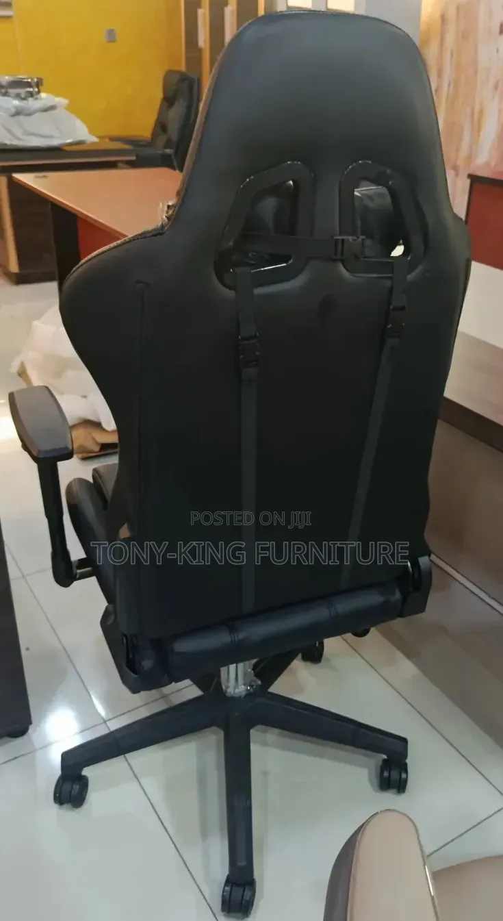 Modern Furgle Ergonomic Gaming Chair With Retractable Footrest