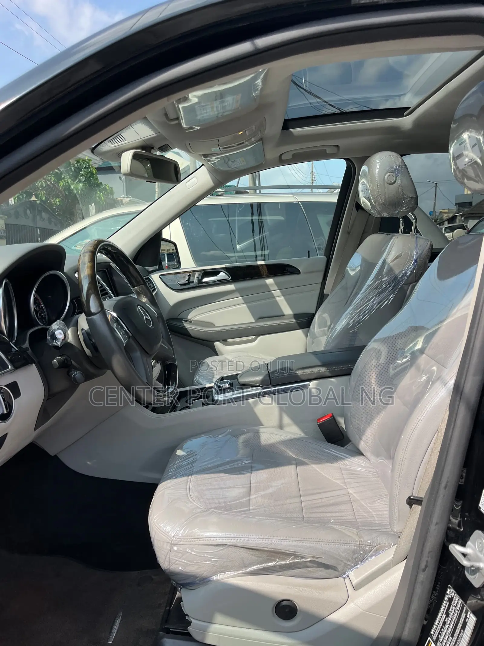 Mercedes-Benz M Class ML350 4dr SUV (3.5L 6cyl 7A) 2015 Black