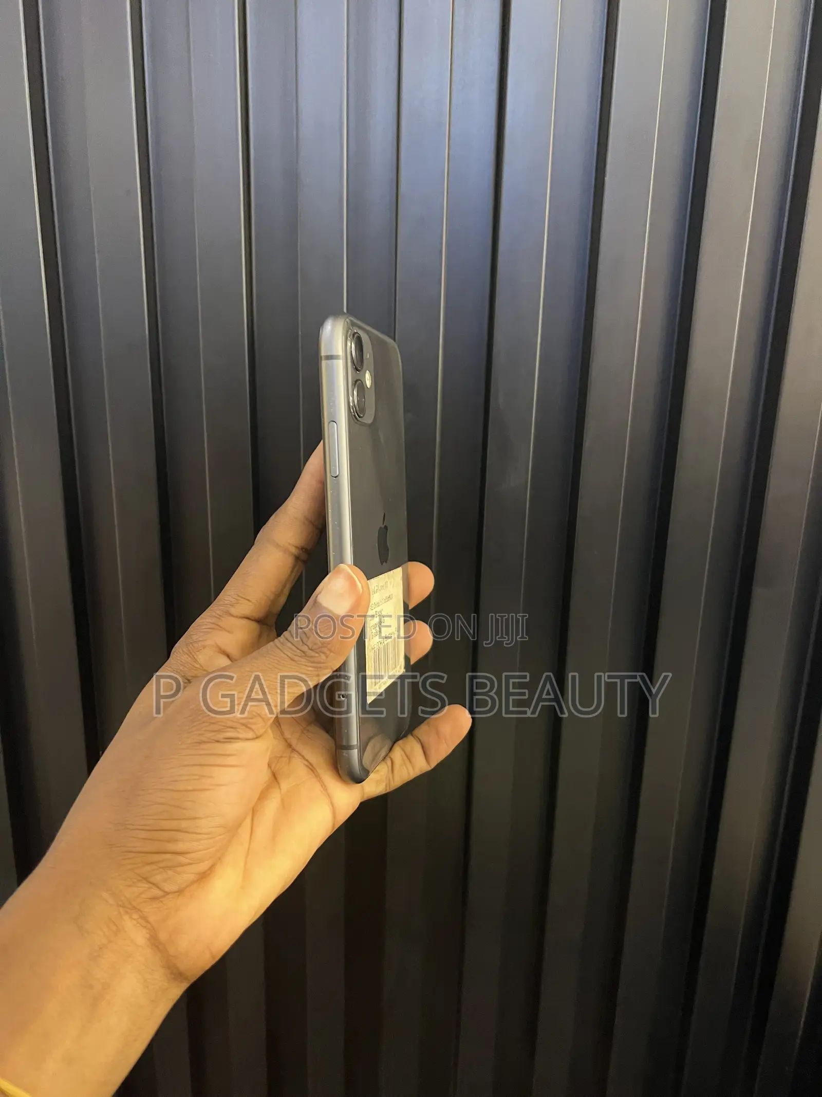 Apple iPhone 11 64 GB