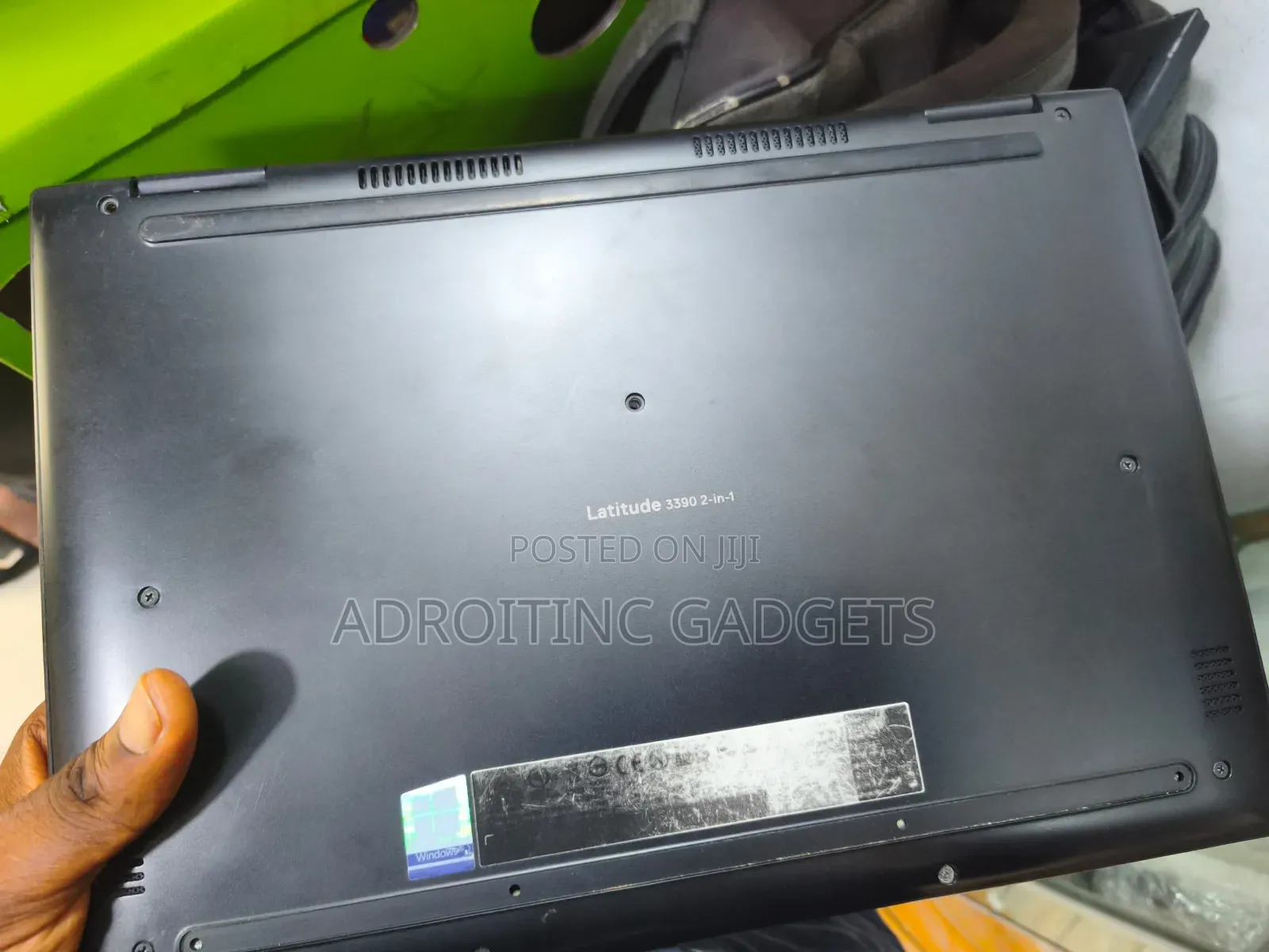 Laptop Dell Latitude 3390 2-in-1 8GB Intel Core i5 SSD 512GB