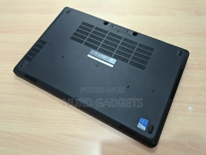 Laptop Dell Latitude E5570 8GB Intel Core i5 SSD 256GB
