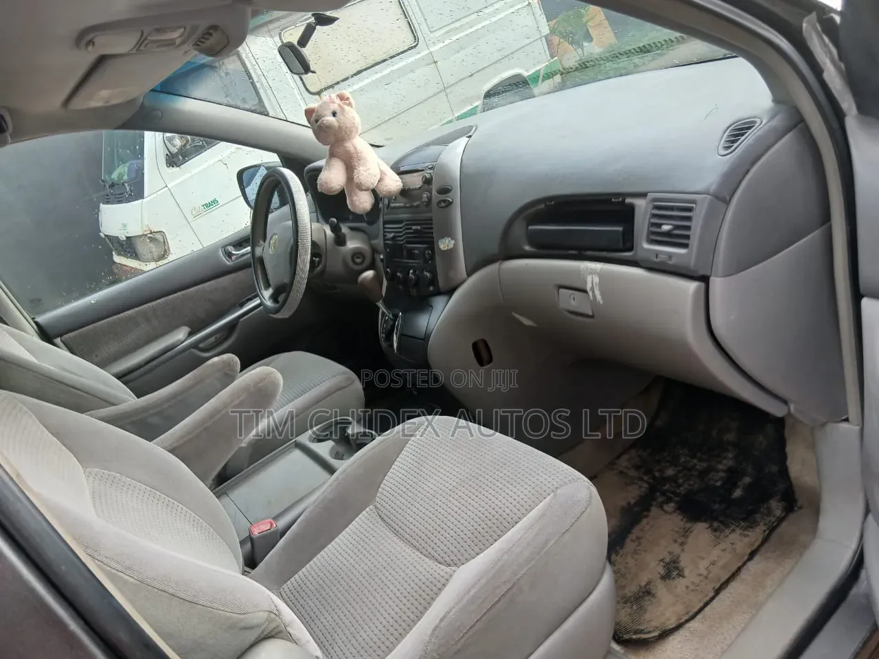 Toyota Sienna LE FWD 2006 Gray