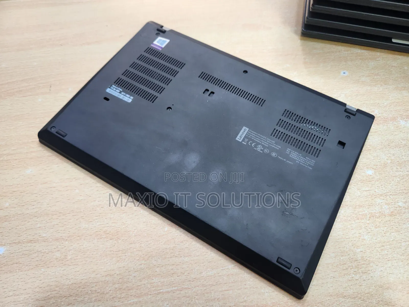Laptop Lenovo ThinkPad t495s 8GB AMD Ryzen 5 SSD 256GB