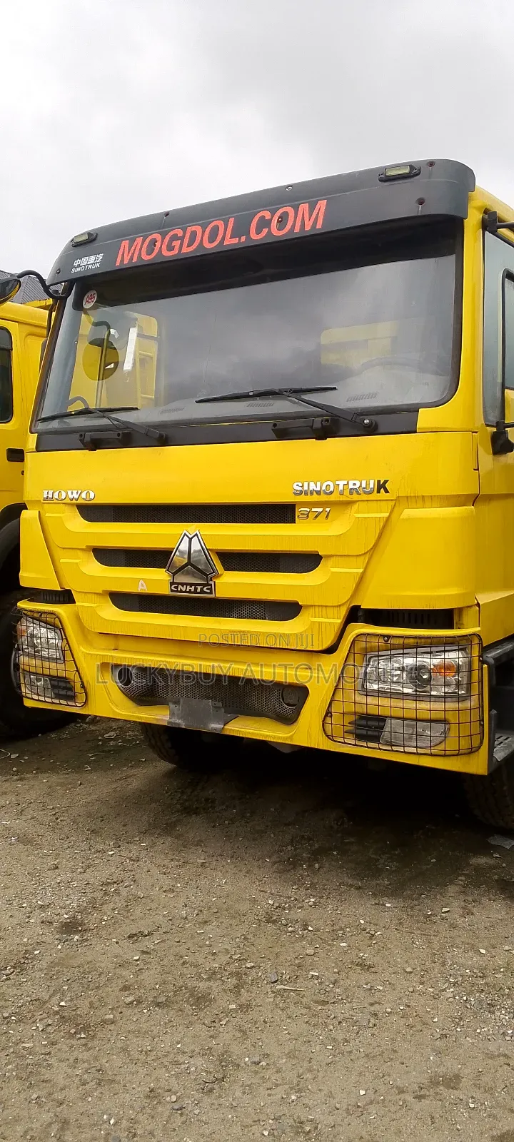 Howo Dump Truck 12 Tyres