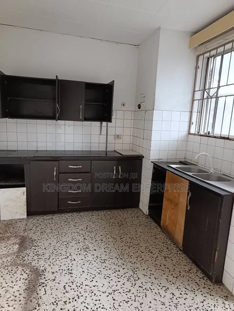 3bdrm House in Apapa Lagos for rent