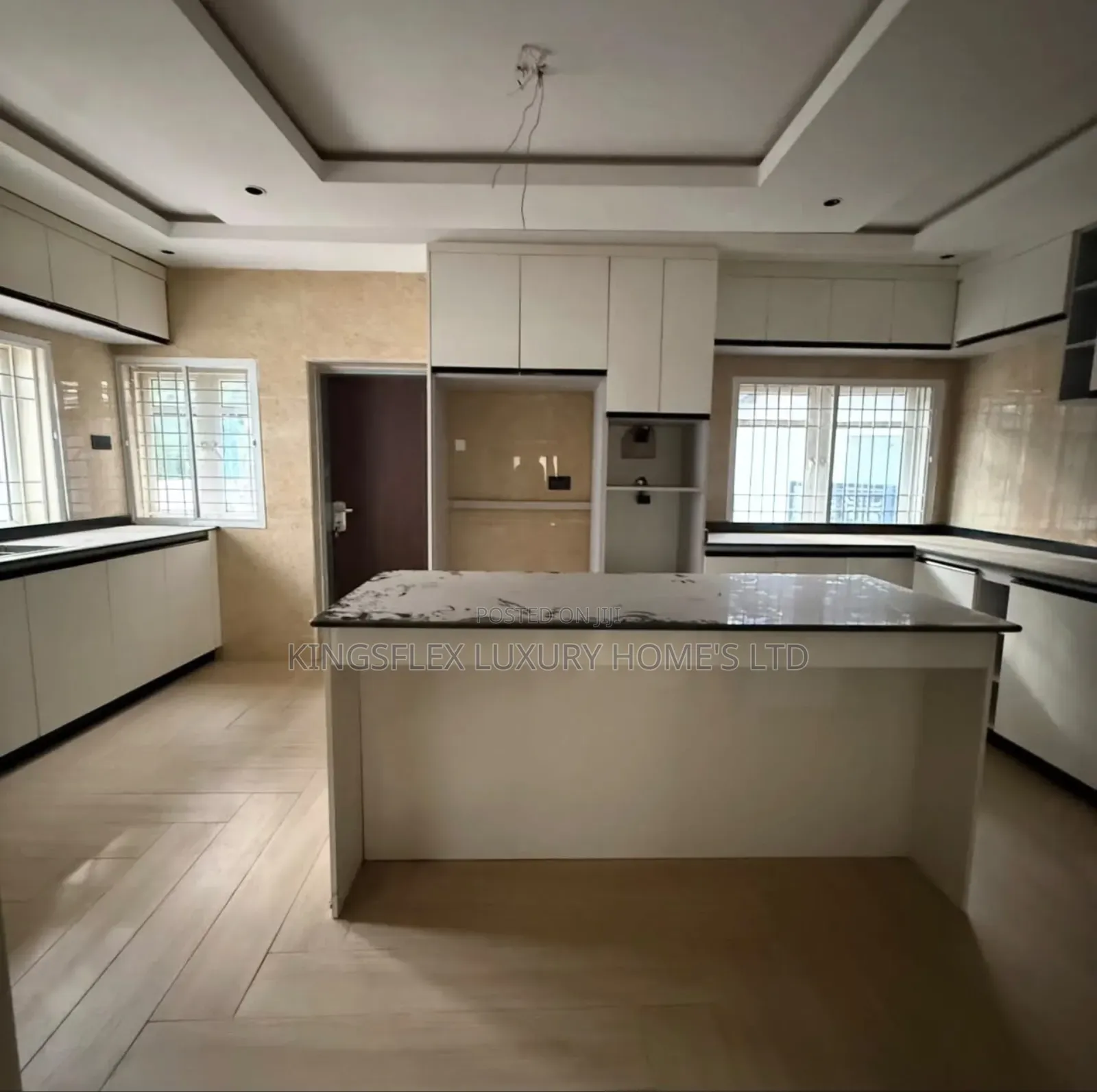 6bdrm Duplex in Estate, Galadimawa for sale