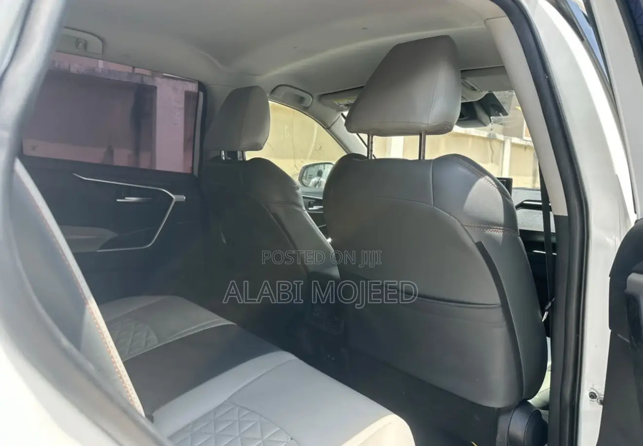 Toyota RAV4 XLE AWD 2020 White