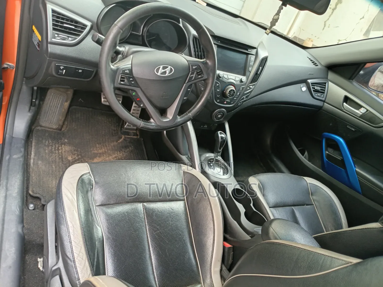 Hyundai Veloster 2013 Orange