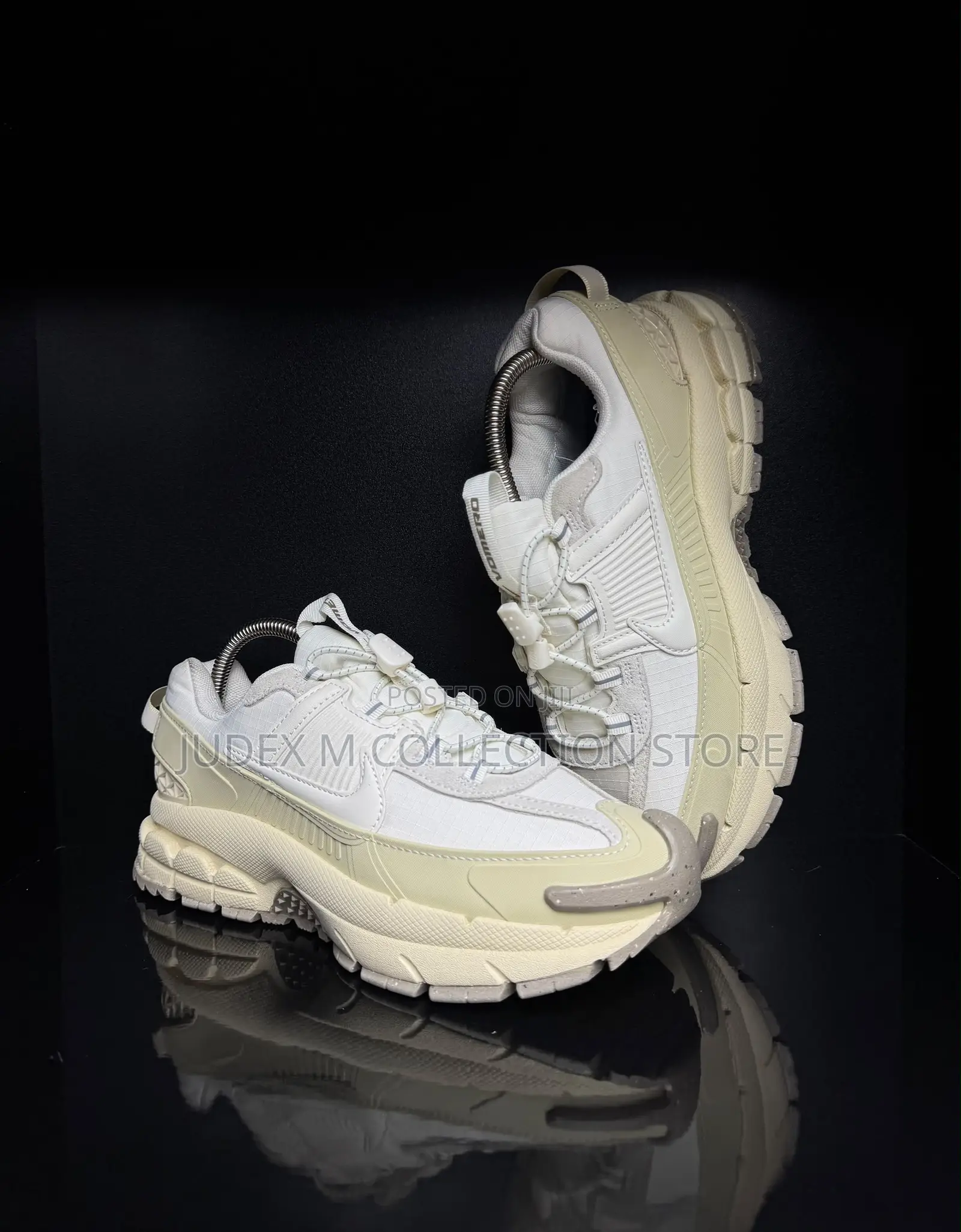 New Nike Zoom Vomero 5 Roam Sneakers