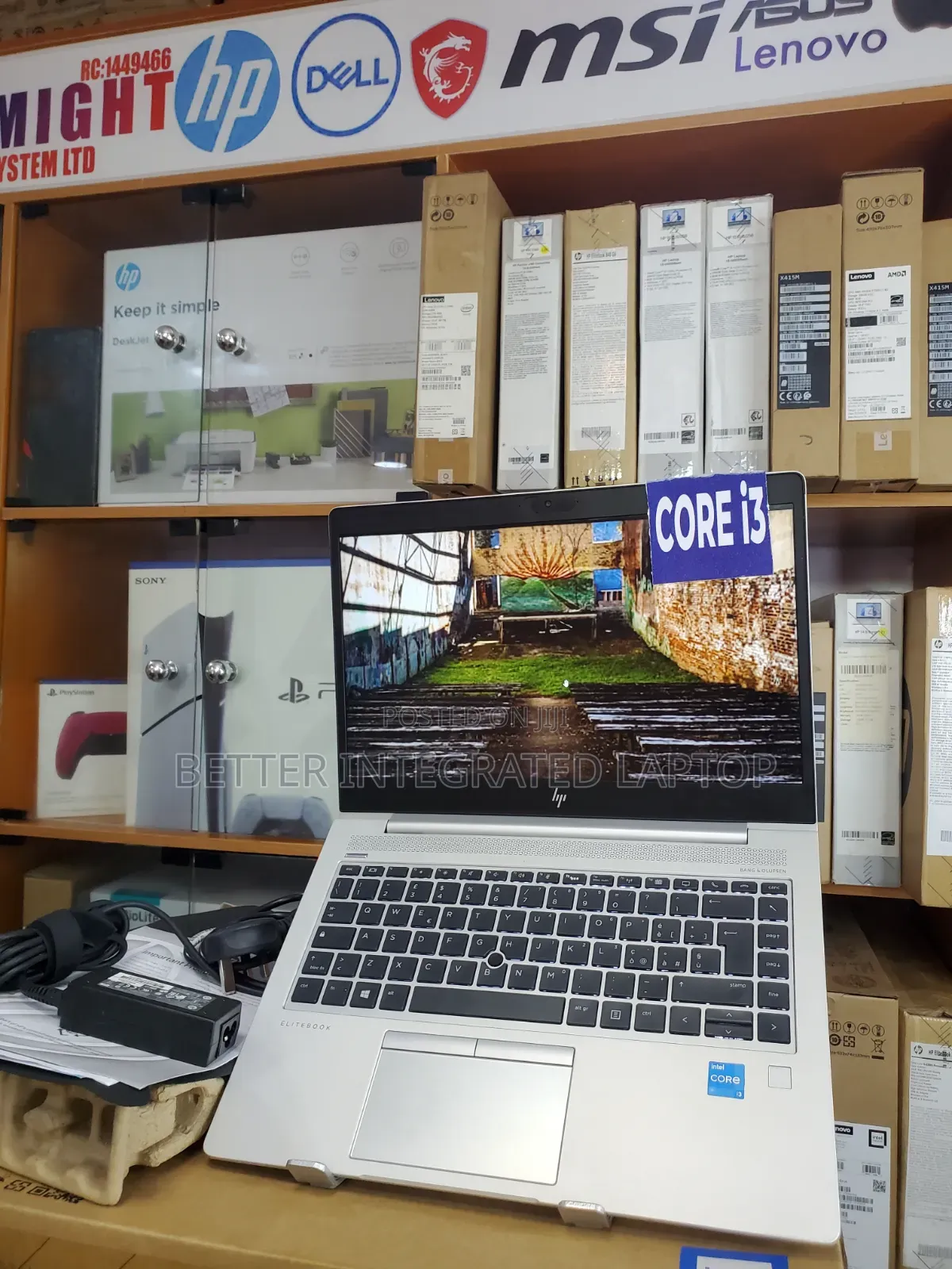 New Laptop HP EliteBook 820 G4 8GB Intel Core i3 SSD 512GB