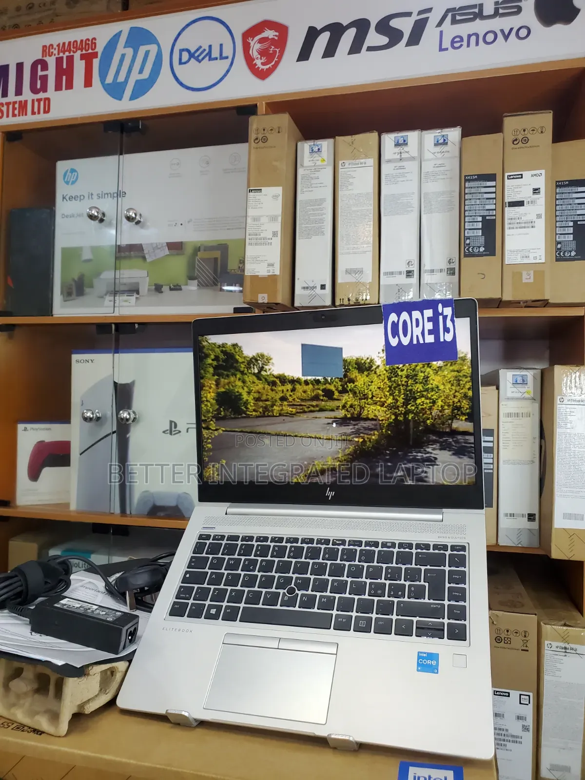 New Laptop HP EliteBook 820 G4 8GB Intel Core i3 SSD 512GB