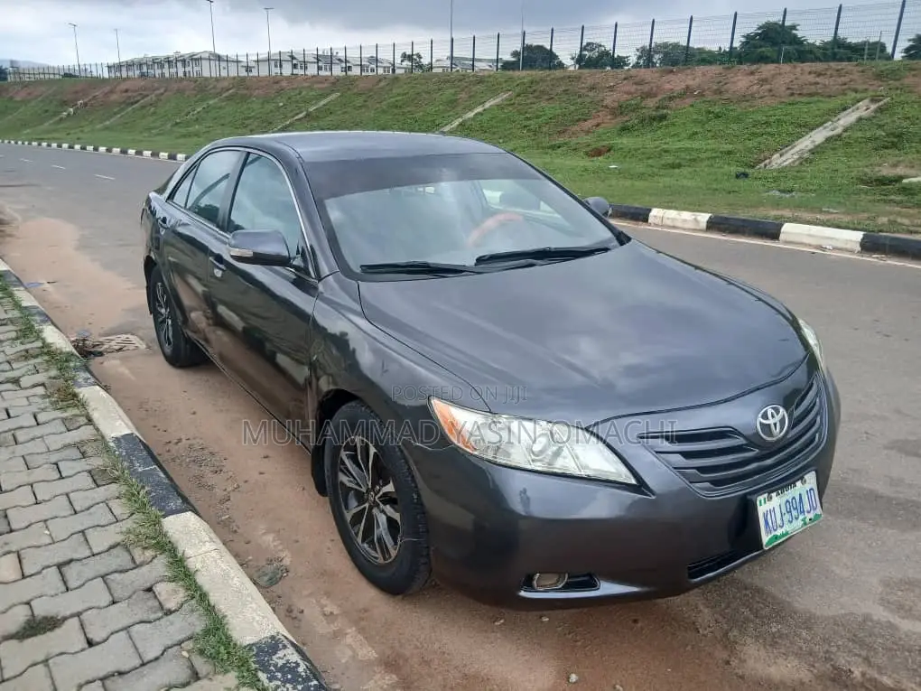 Toyota Camry 2008 Gray