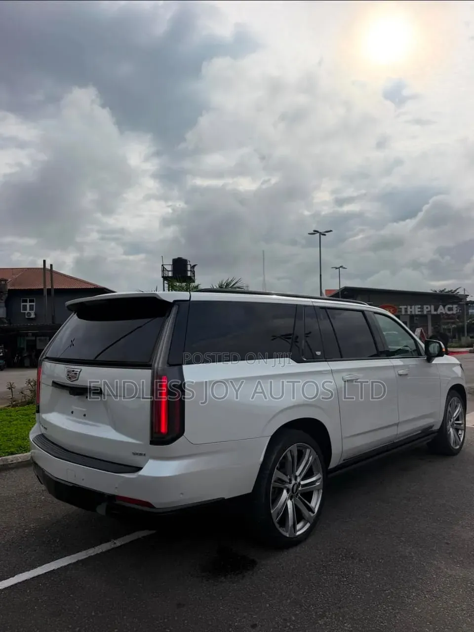Cadillac Escalade 4WD 4dr Premium Luxury Platinum 2025 White
