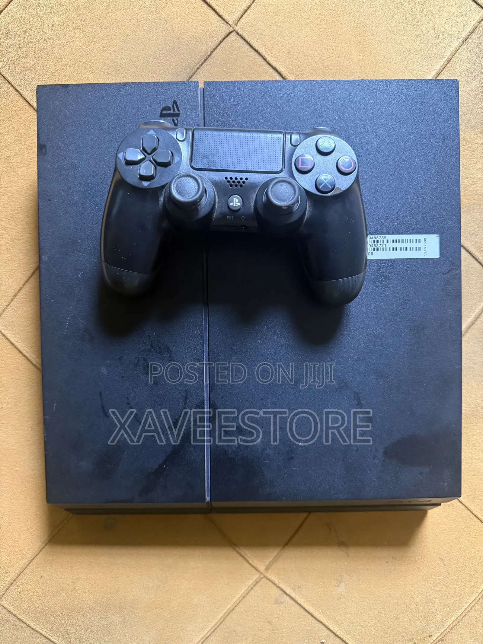 Play Station 4