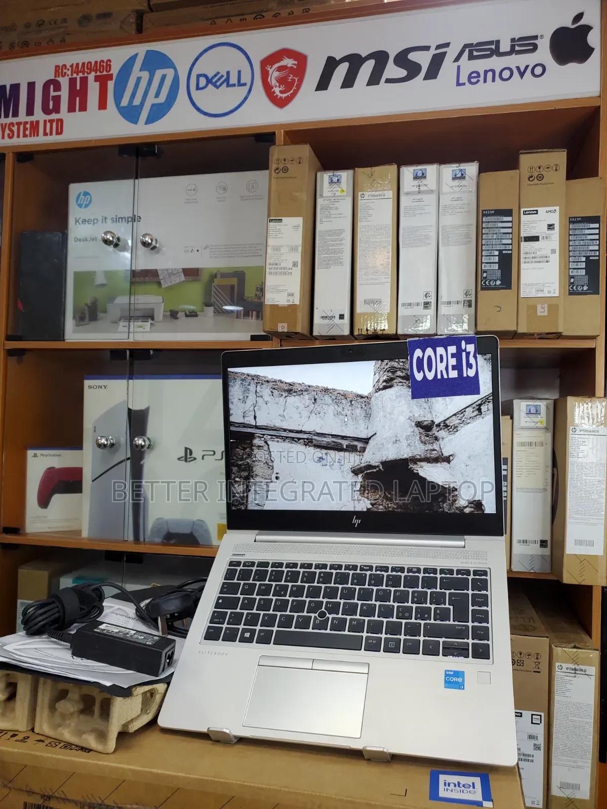 New Laptop HP EliteBook 830 8GB Intel Core i3 SSD 256GB