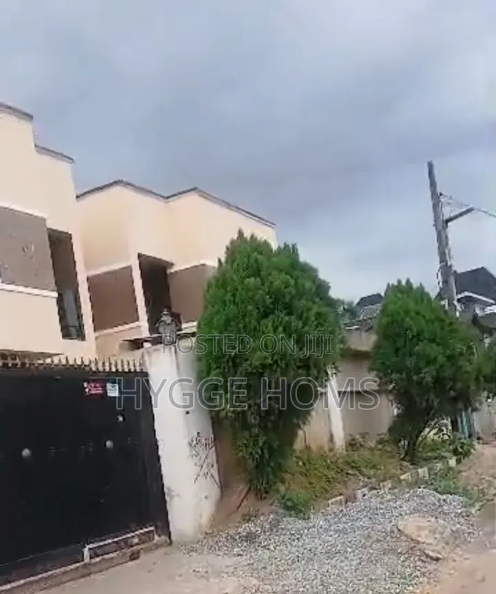 4bdrm Duplex in Maplewood Estate, Oko-Oba for sale