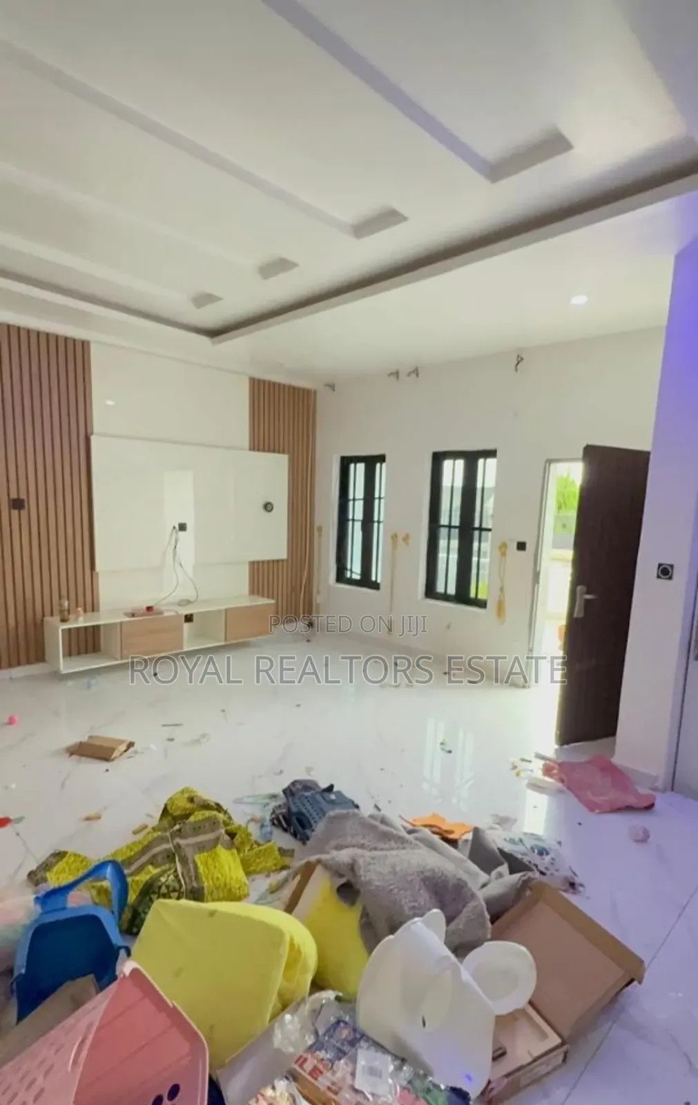 3bdrm Bungalow in Efab Queens Estate, Bunkoro for rent