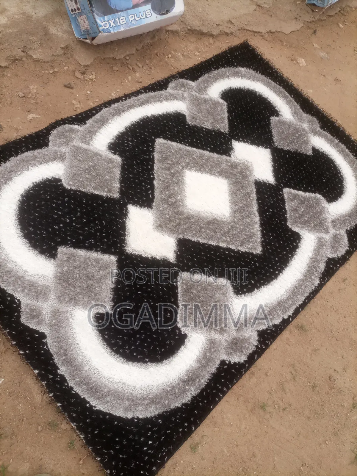 Shaggy Center Rug