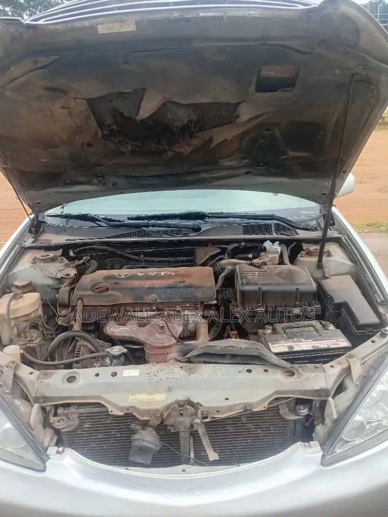 Toyota Camry 2006 Silver