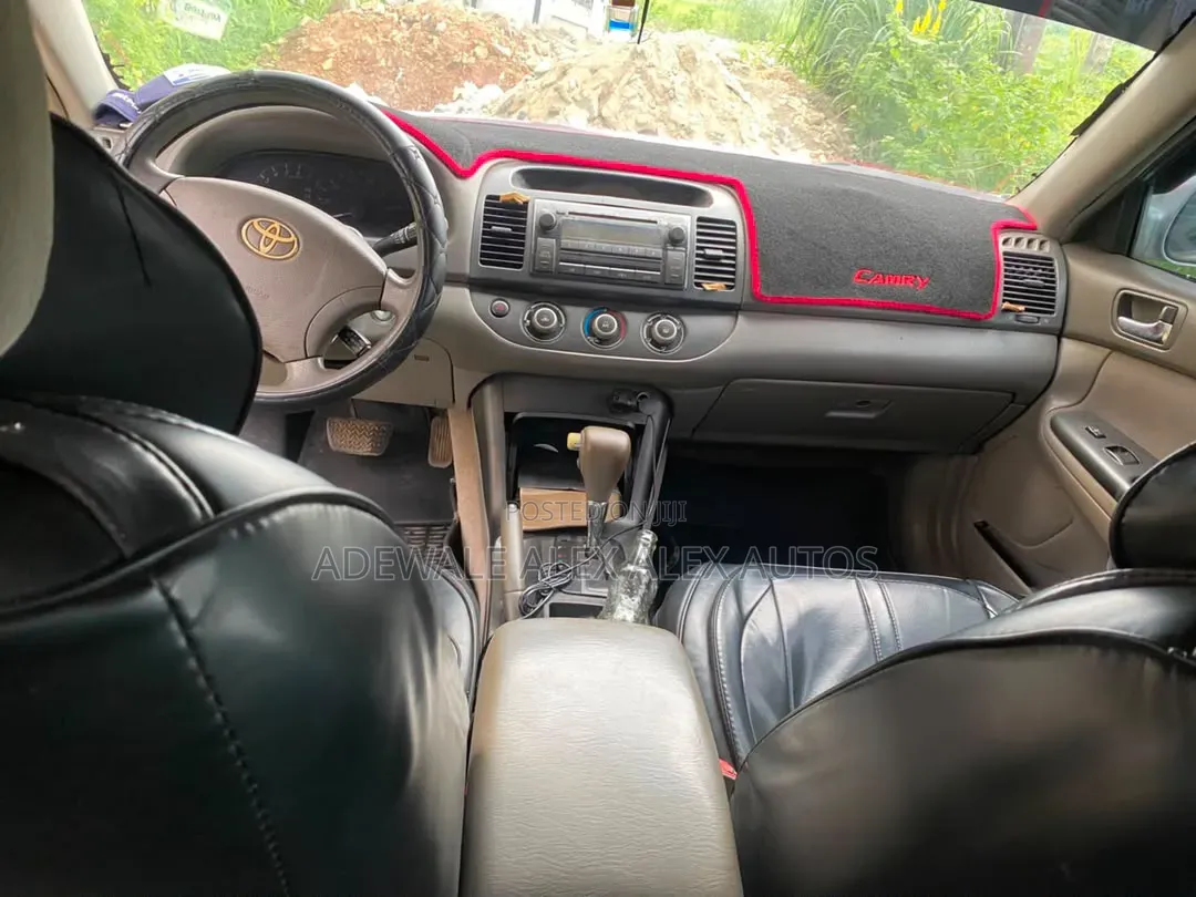 Toyota Camry 2006 Silver
