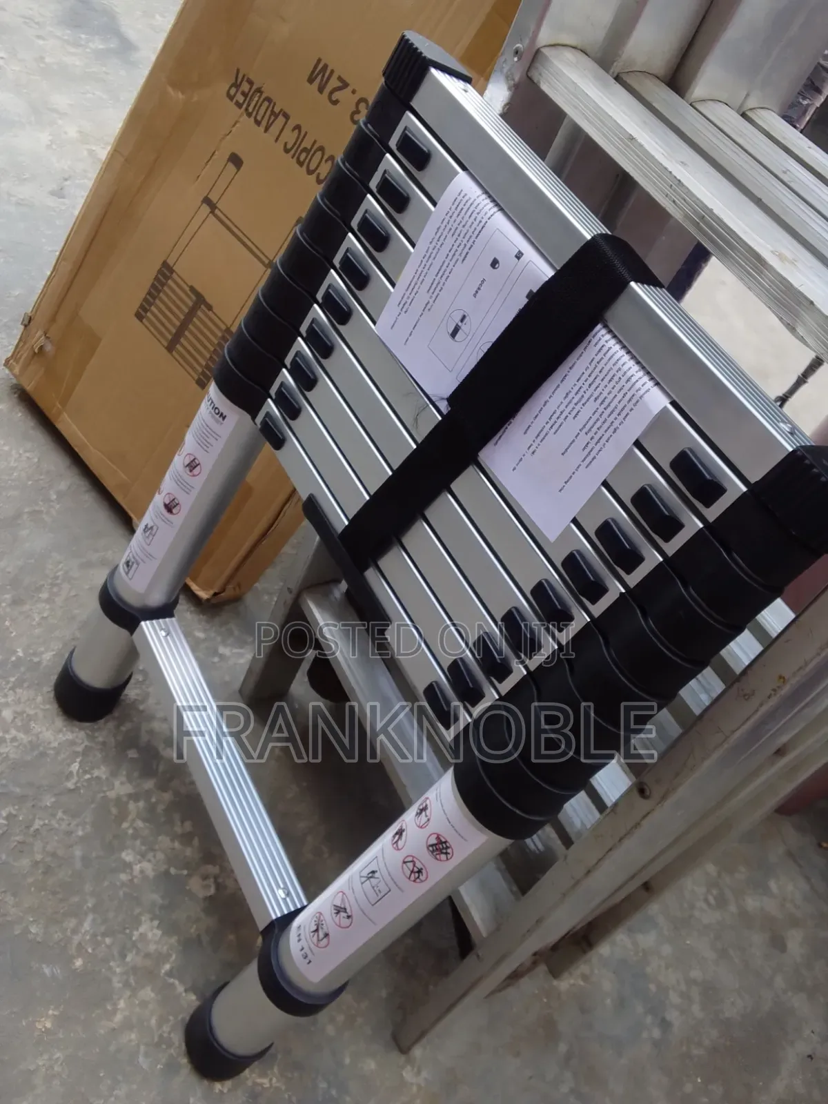 Telescopic Aluminum Ladder