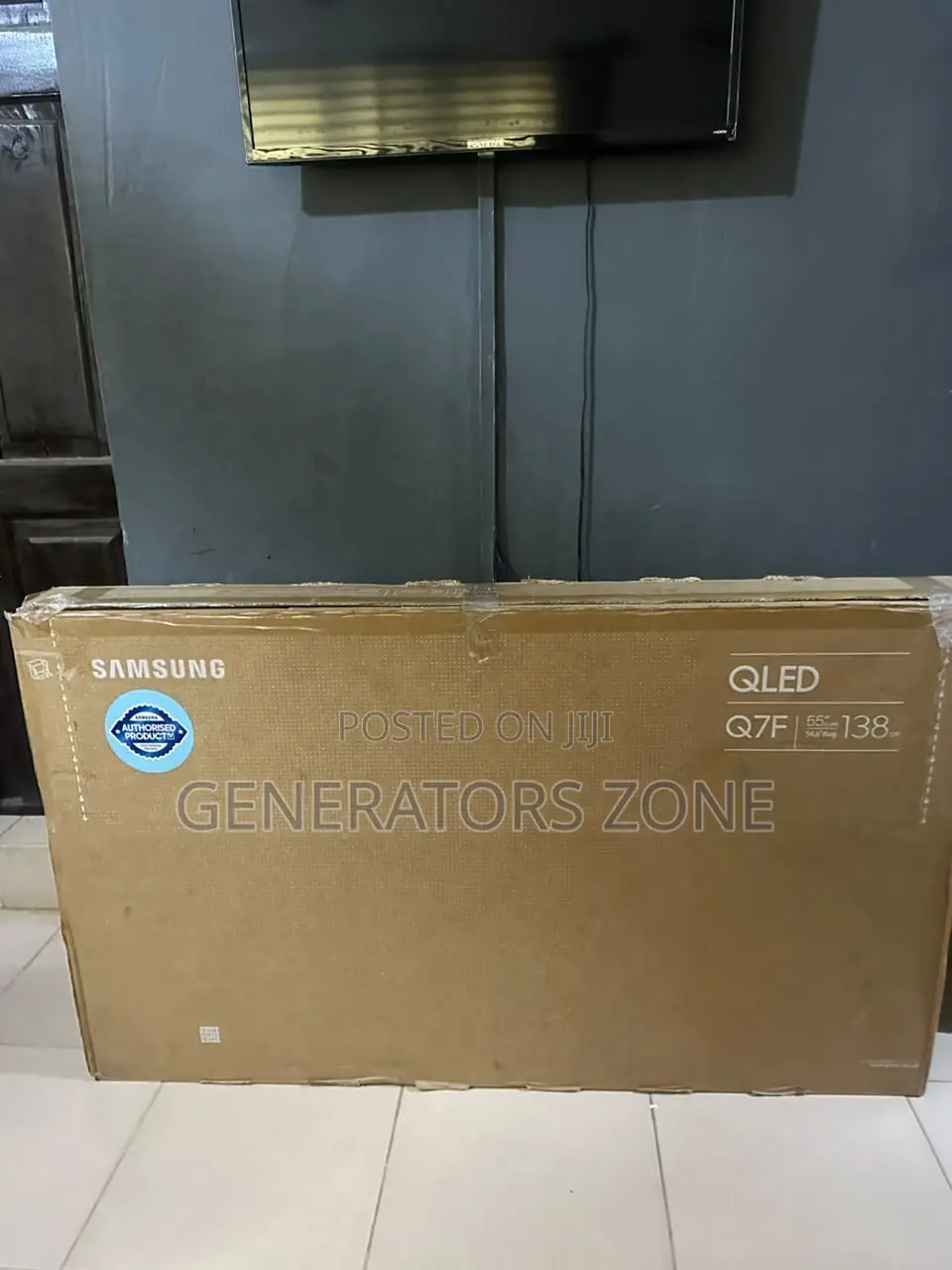 Samsung QLED 55” Screen – AI-Enhanced Viewing