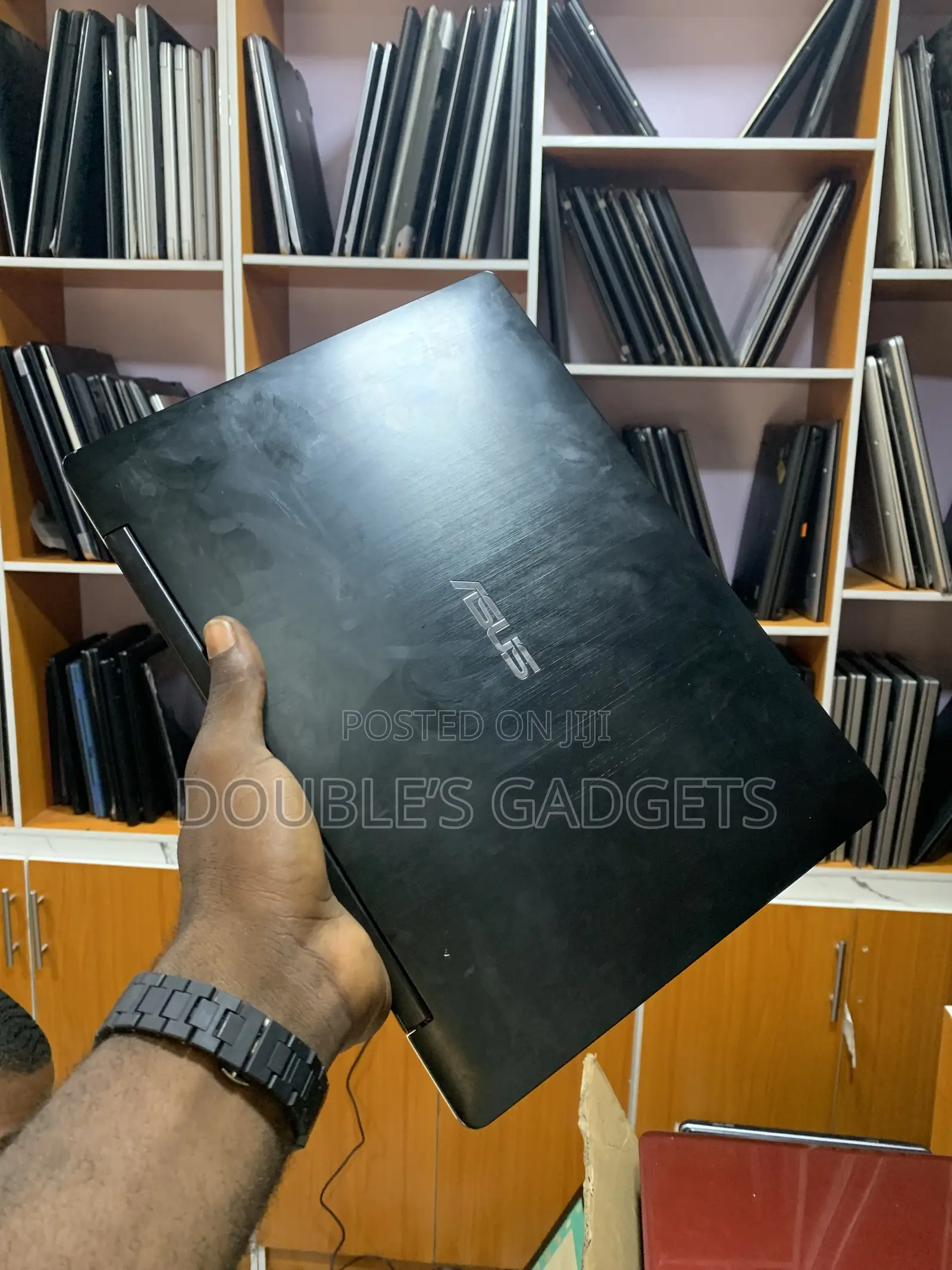 Laptop Asus X550LC 8GB Intel Core i5 SSD 128GB