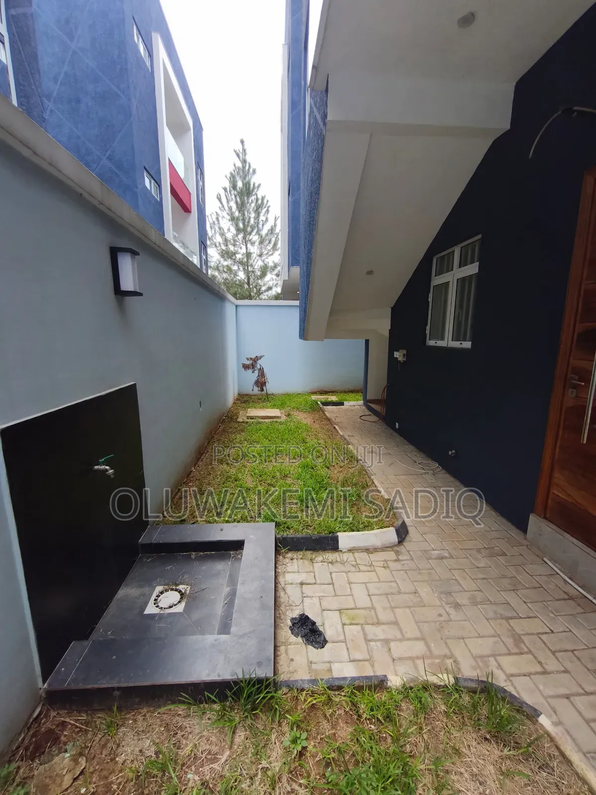 4bdrm Duplex in Ikeja Gra for rent
