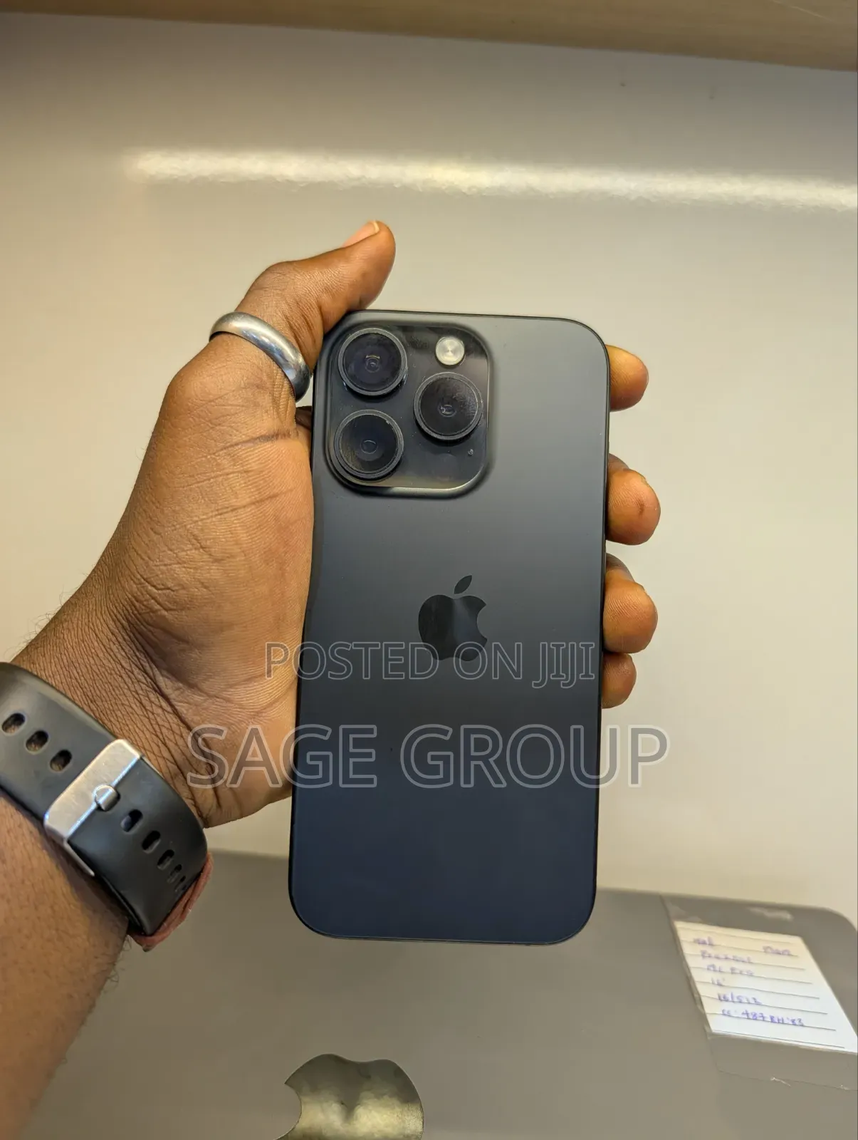 New Apple iPhone 15 Pro 128 GB Black