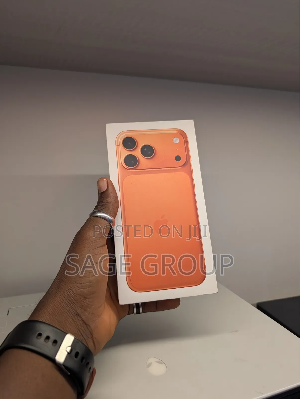 New Apple iPhone 17 Pro Max 256 GB Orange