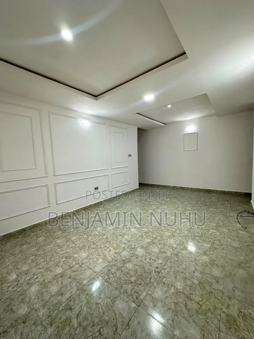 4bdrm Apartment in Lekki Conservation for rent