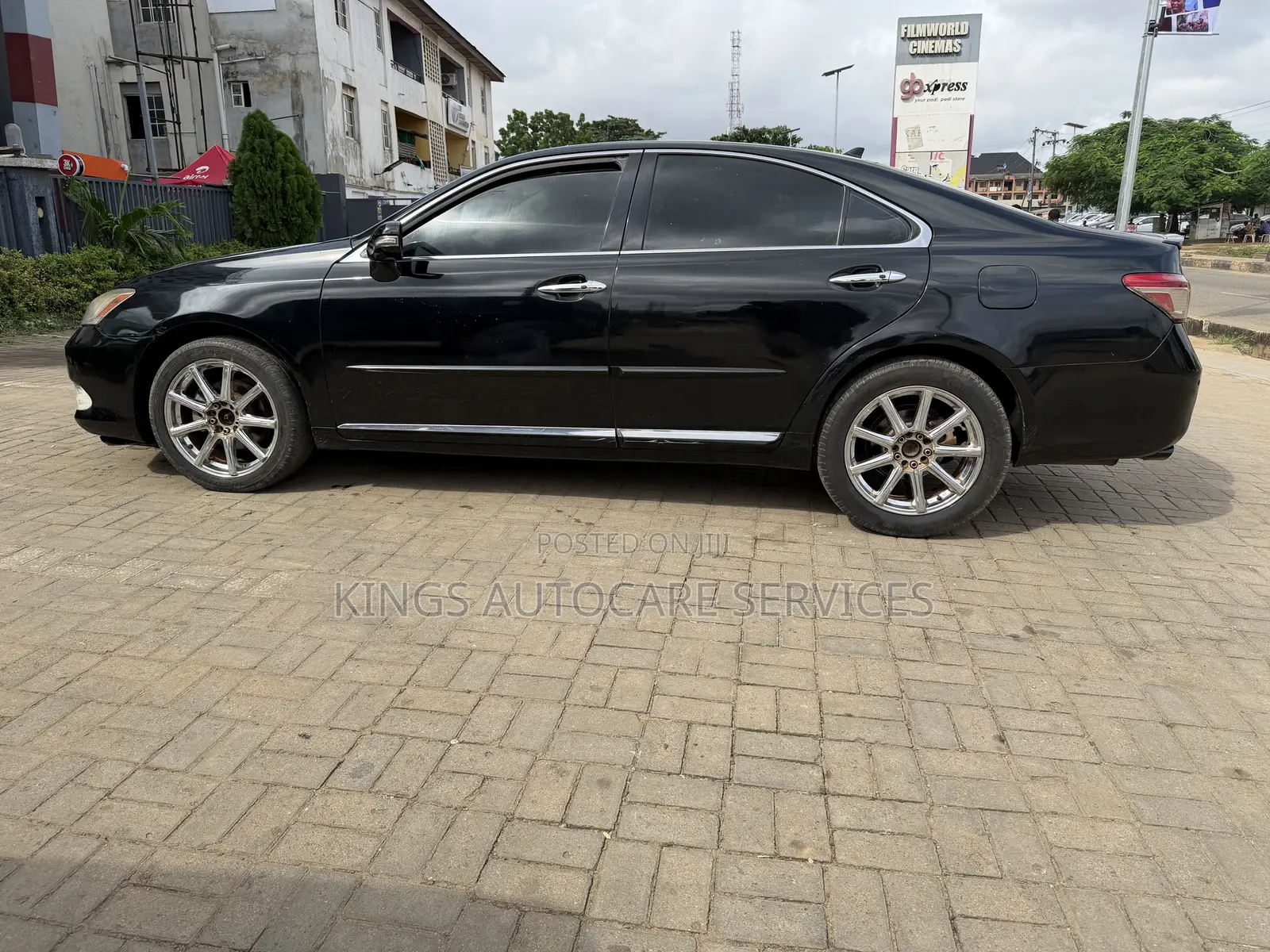 Lexus ES 350 2011 Black
