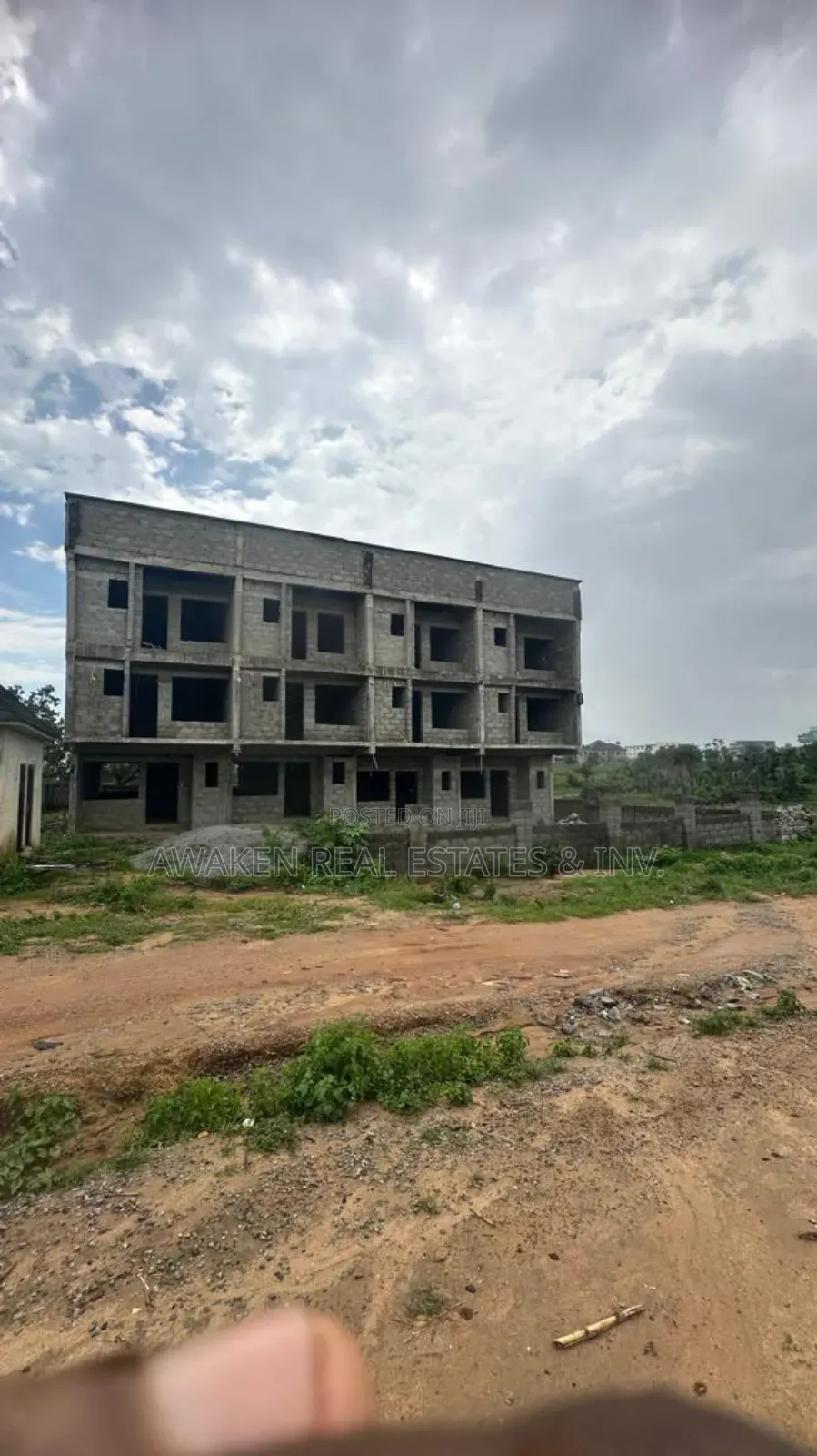 4bdrm Townhouse/Terrace in Mbora for sale
