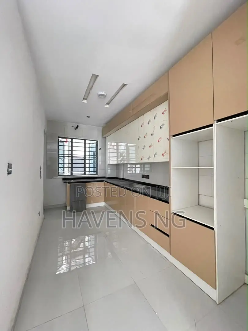 2bdrm Apartment in Ikota for sale