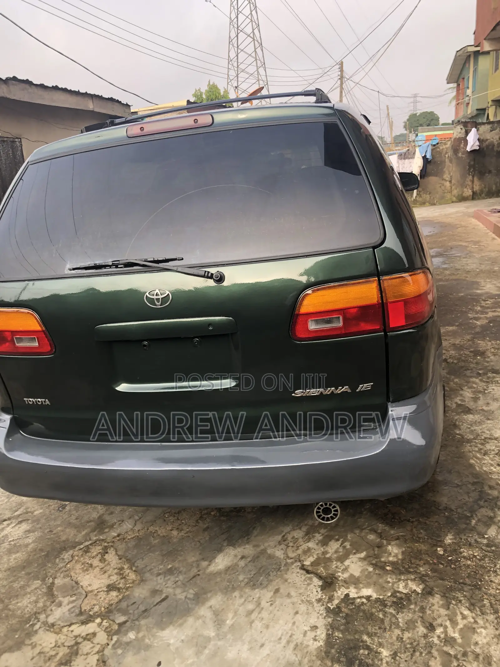 Toyota Sienna 2000 Green