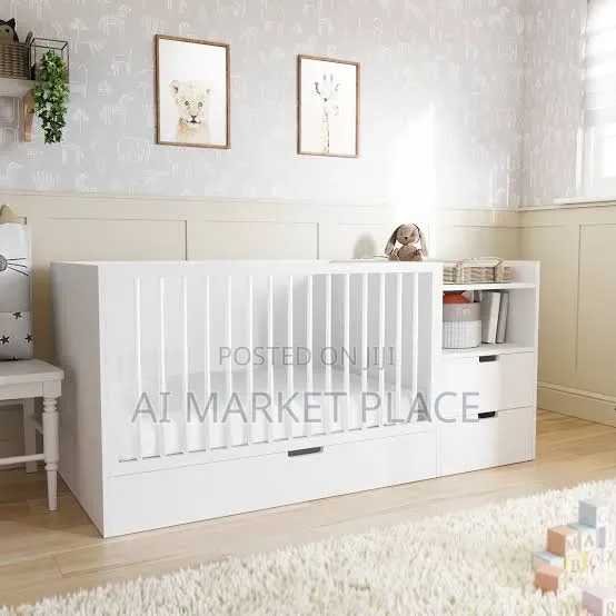 Modern Baby Crib/Cot With Drawers