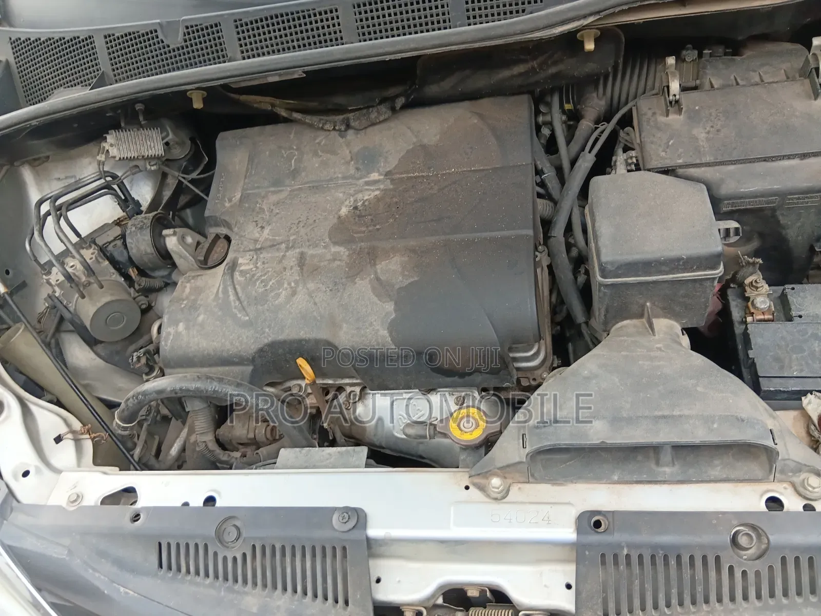 Toyota Sienna LE 7 Passenger 2012 Silver