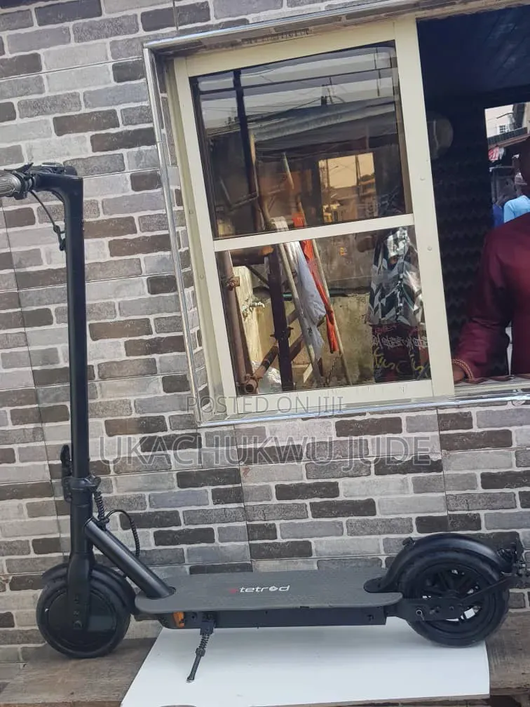 Adult Scooter 36v With Strong Battery Life