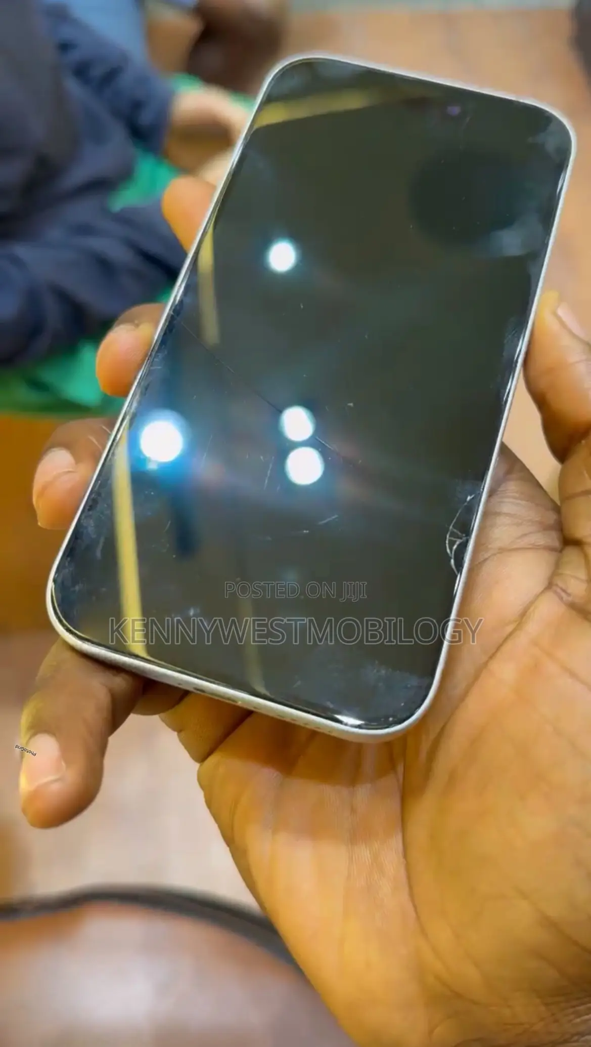 Apple iPhone 16 128 GB Silver