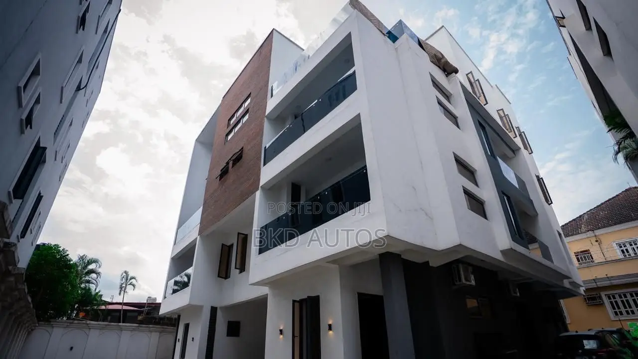 5 Bedroom Fully Duplex