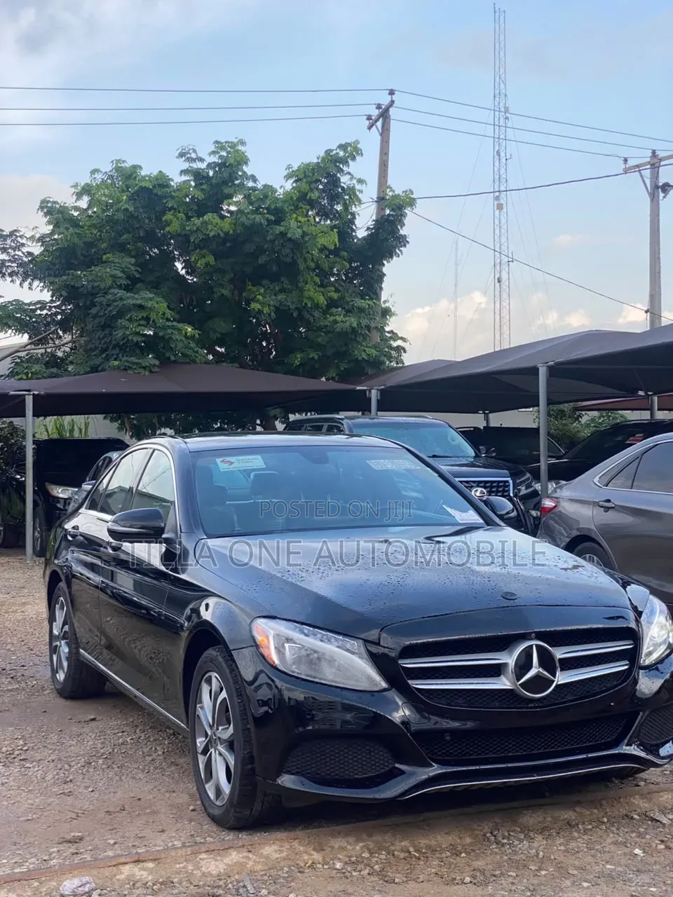 Mercedes-Benz C300 2018 Black