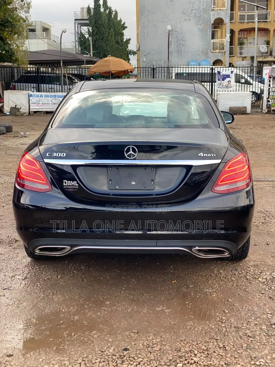 Mercedes-Benz C300 2018 Black