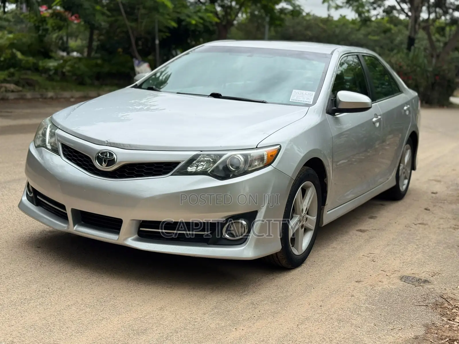 Toyota Camry SE 4dr Sedan (3.5L 6cyl 6A) 2014 Silver