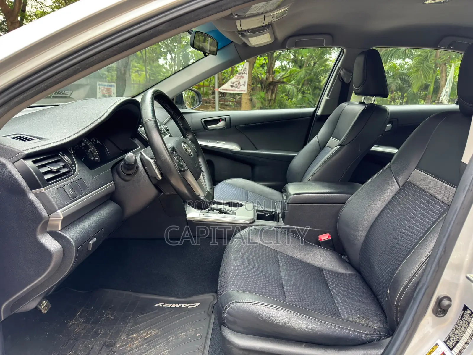 Toyota Camry SE 4dr Sedan (3.5L 6cyl 6A) 2014 Silver